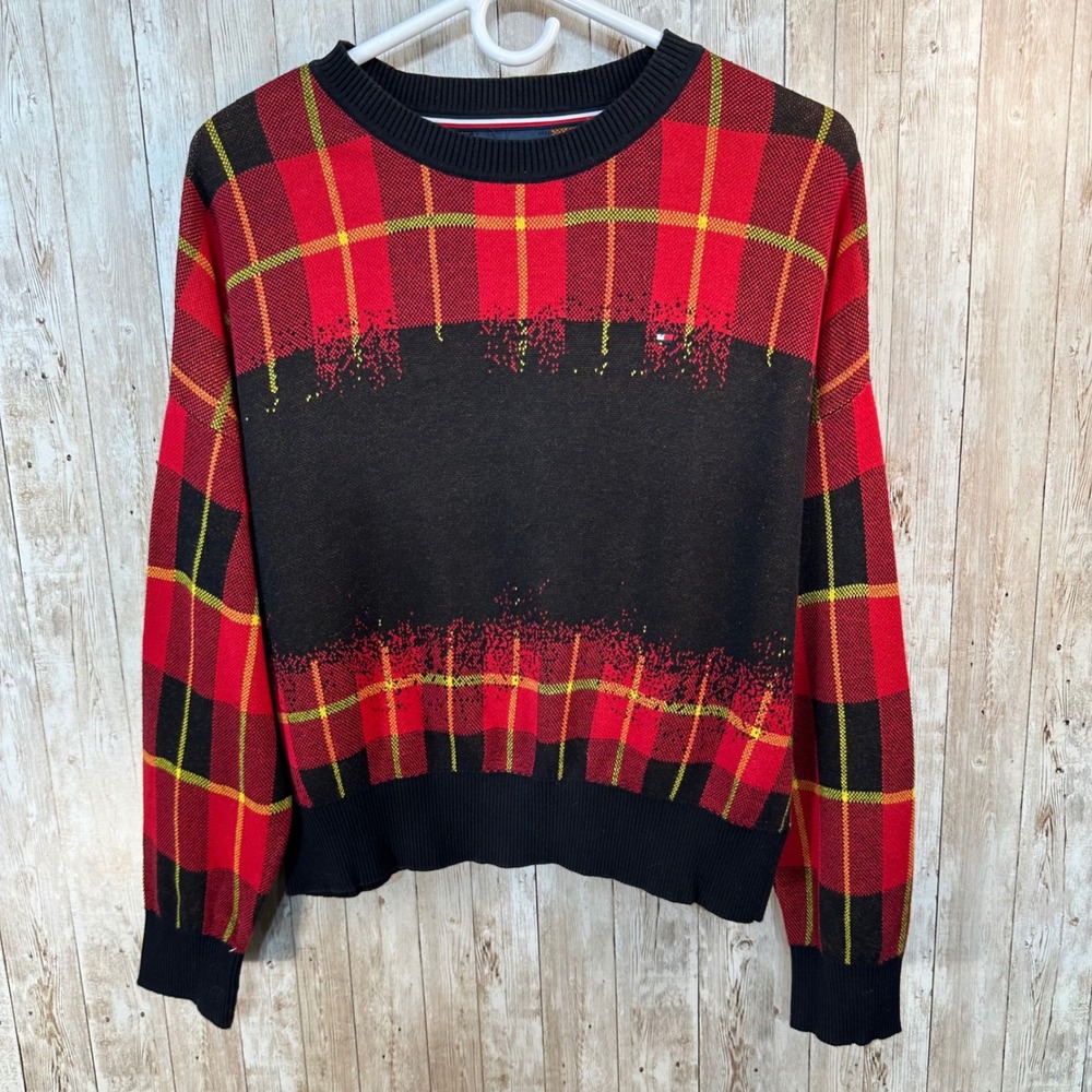 Tommy Hilfiger Cropped Sweater Pullover Red Black Yellow Plaid Size Large